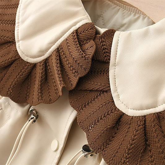 Babyjas met kanten jasje