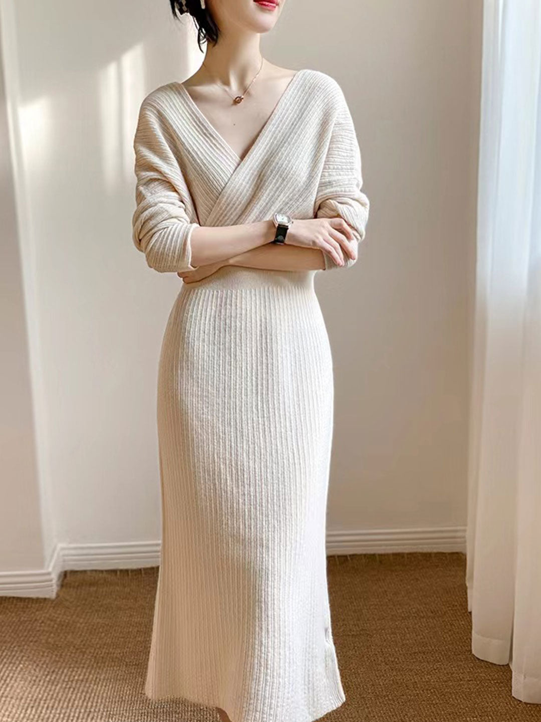 Trui met gebreide V-hals