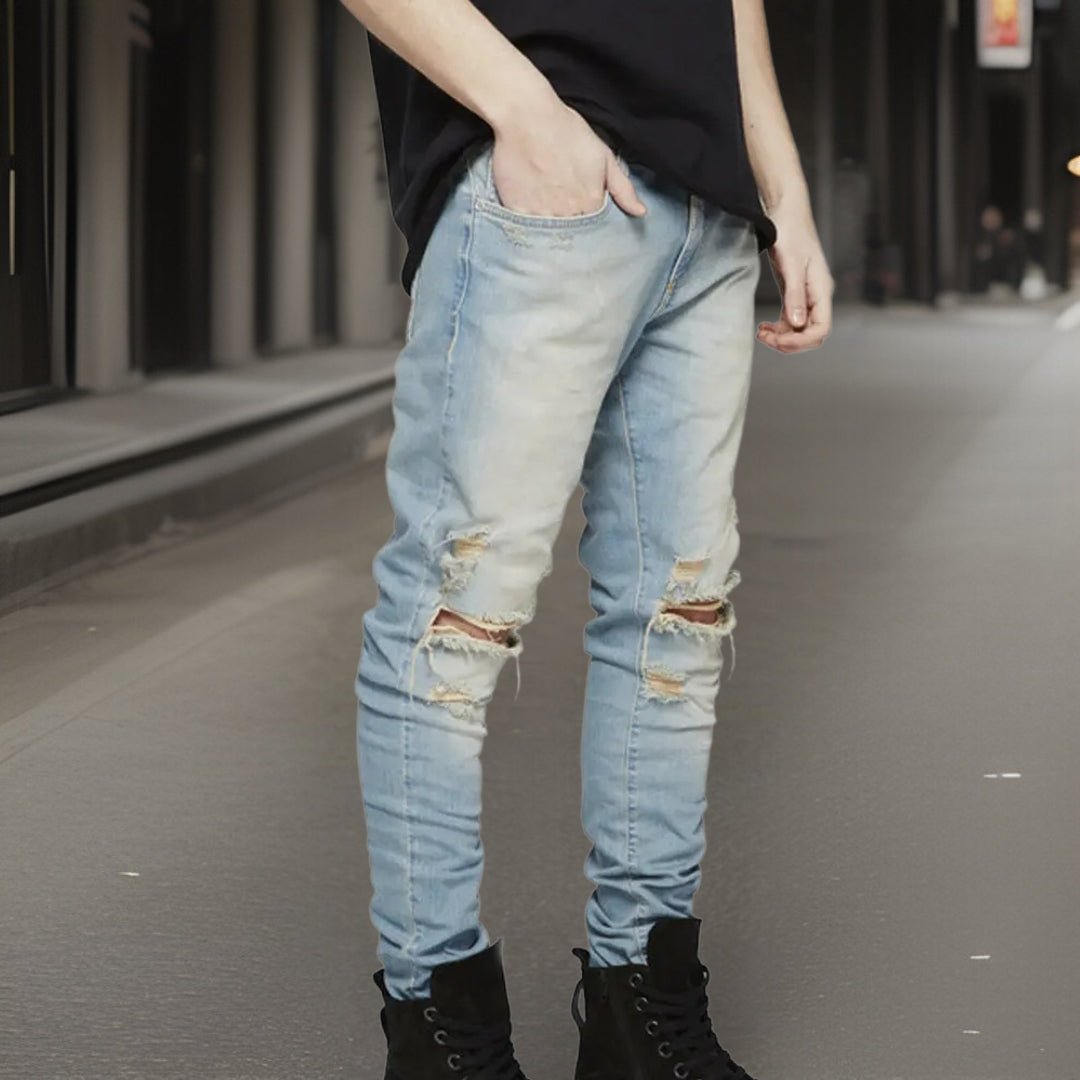 James™ Modieuze gescheurde broek