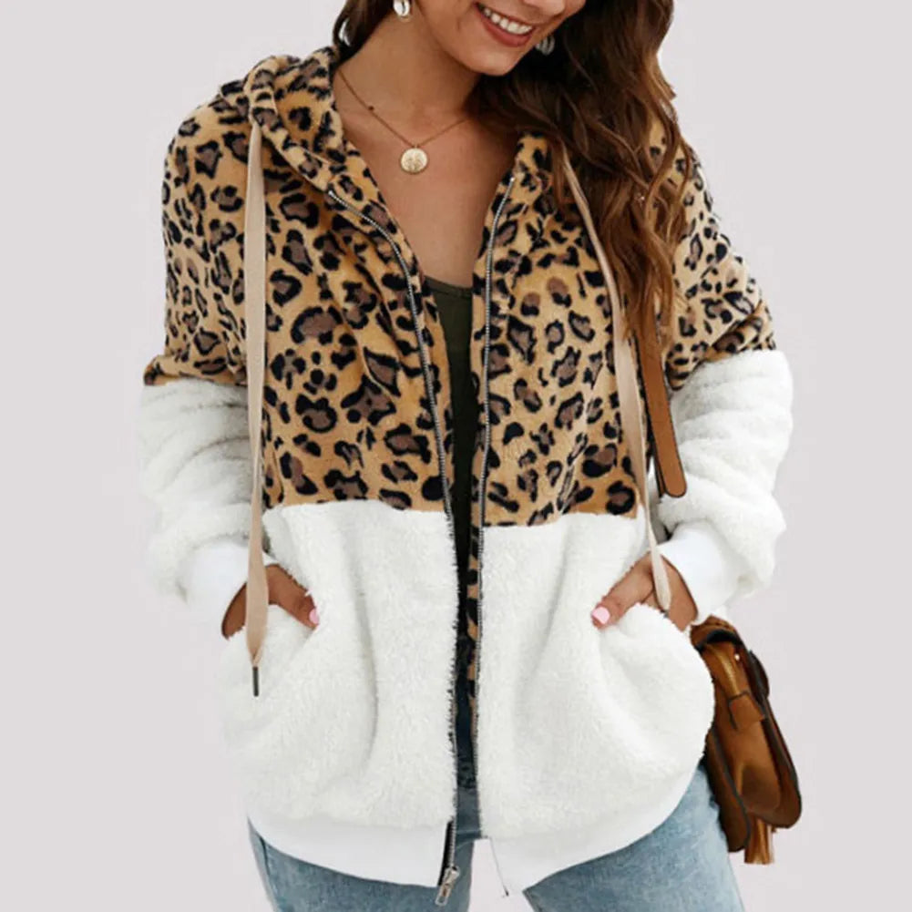 MIRA - Pluche hoodie met luipaardprint