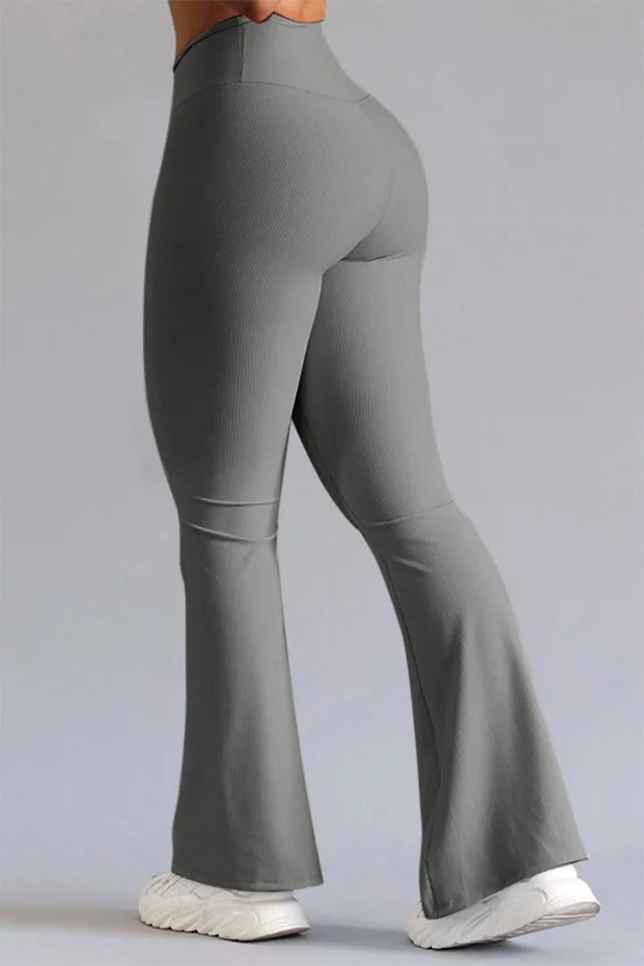 Geribde sportbroek met een verkorte taille