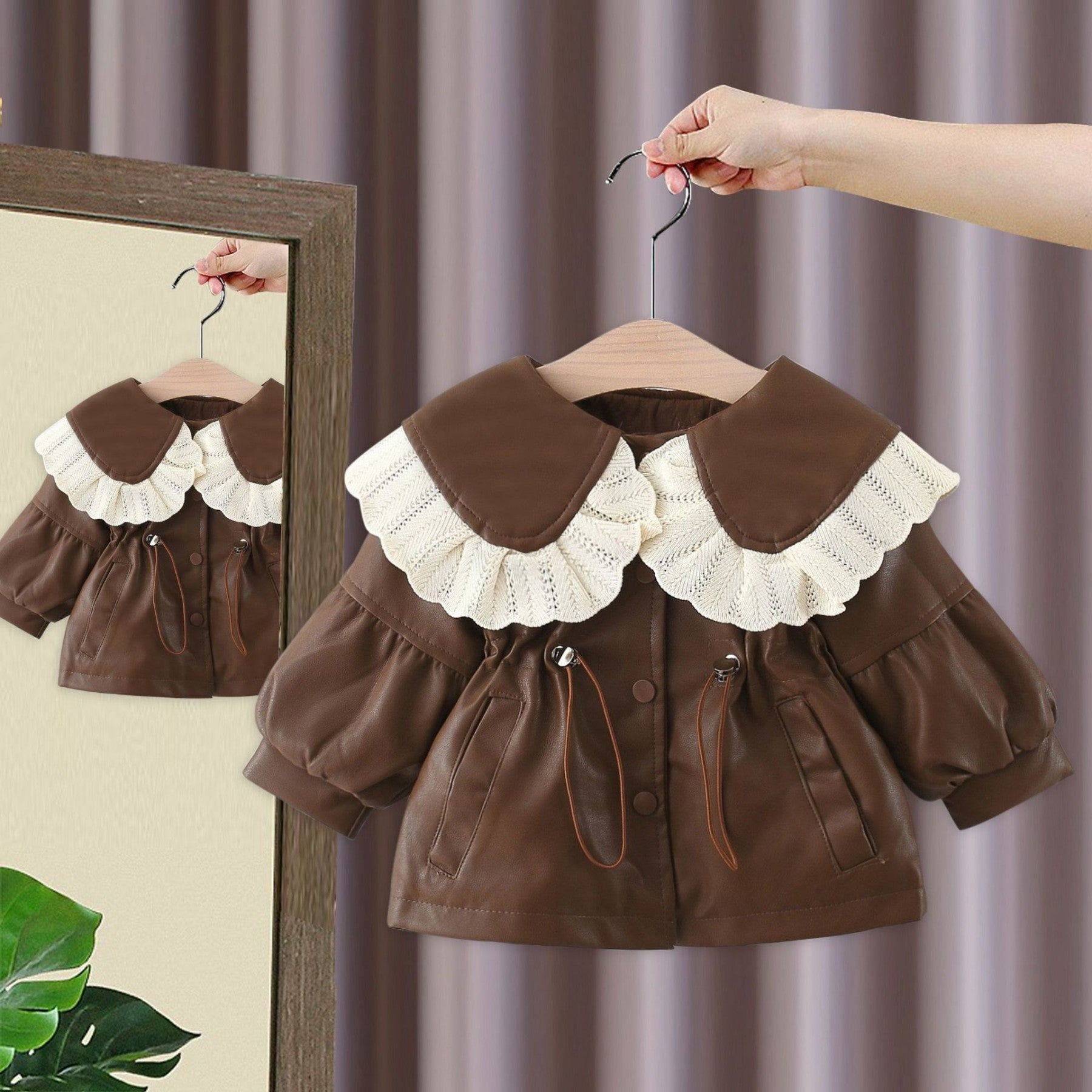 Babyjas met kanten jasje