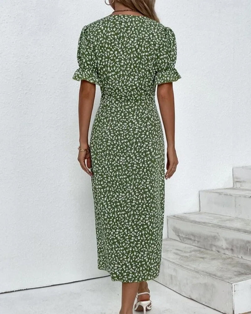 Fijne jurk met knopen