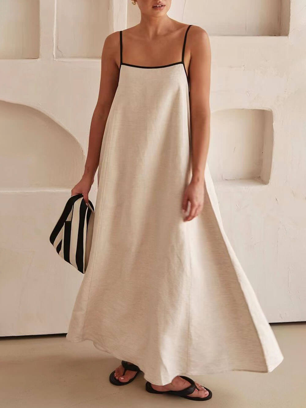 Gwendolynne | Comfy Contrast jarretel jurk