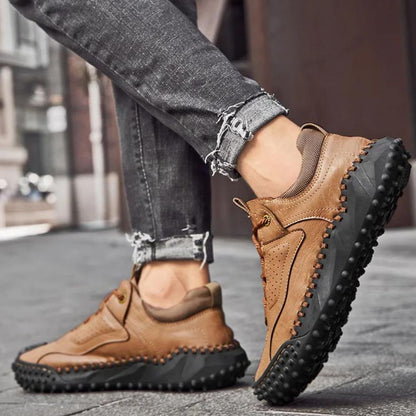 Robuuste outdoor veterschoenen met noppenprofiel