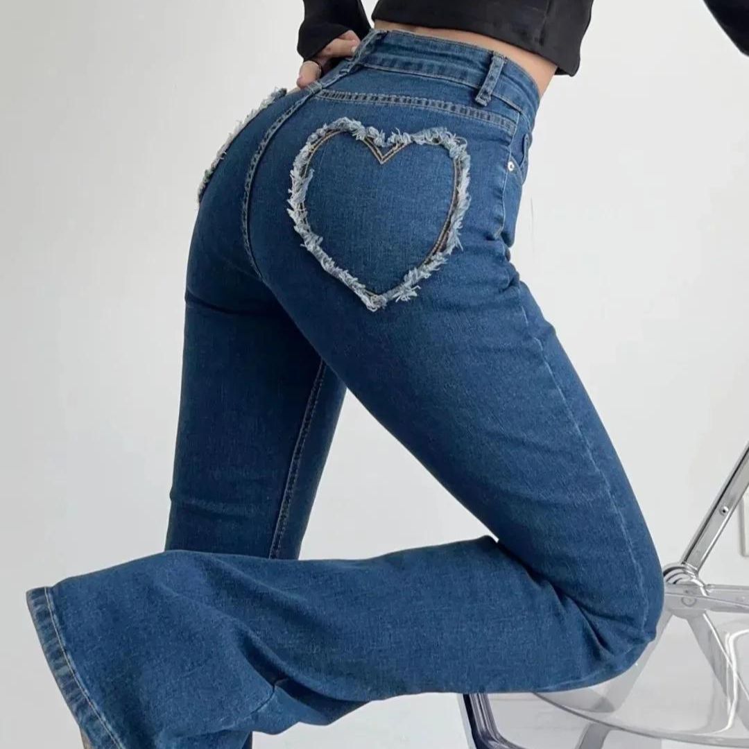 Stijlvolle jeans met hoge taille en hartvormig franje detail