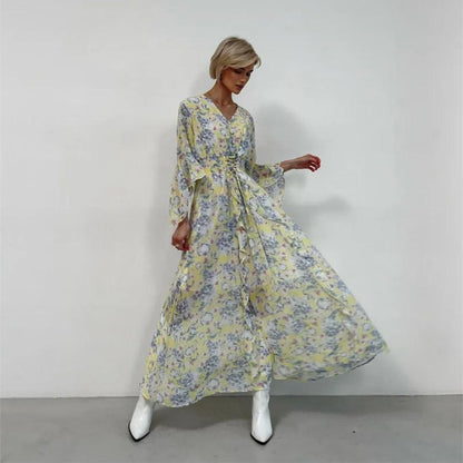 Gebloemde midi-jurk met V-halslijn