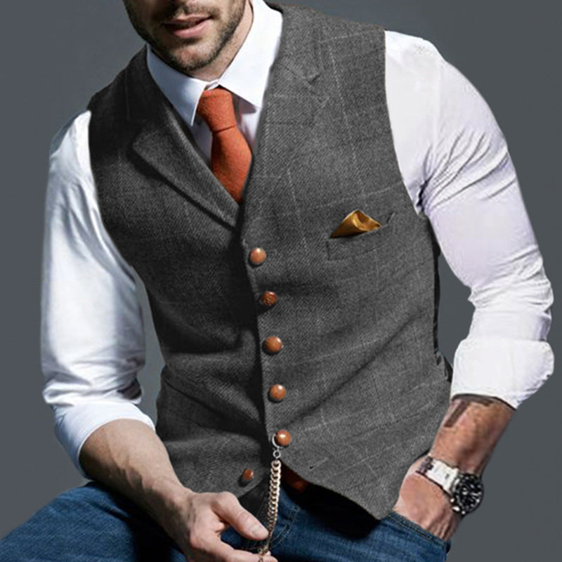 Mouwloos herengilet met klassieke omgeslagen mouwen