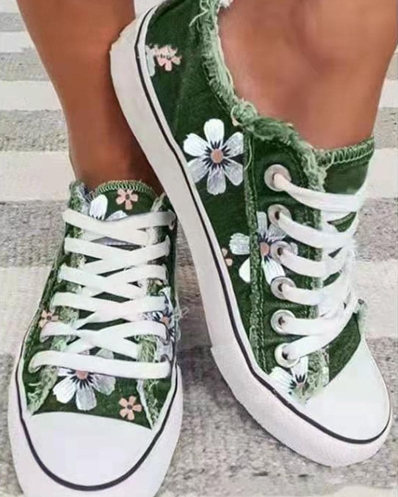 Denim sneaker met bloemen