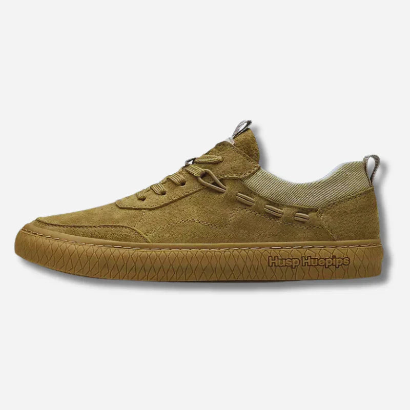 Casual suède sneakers met getextureerde zool