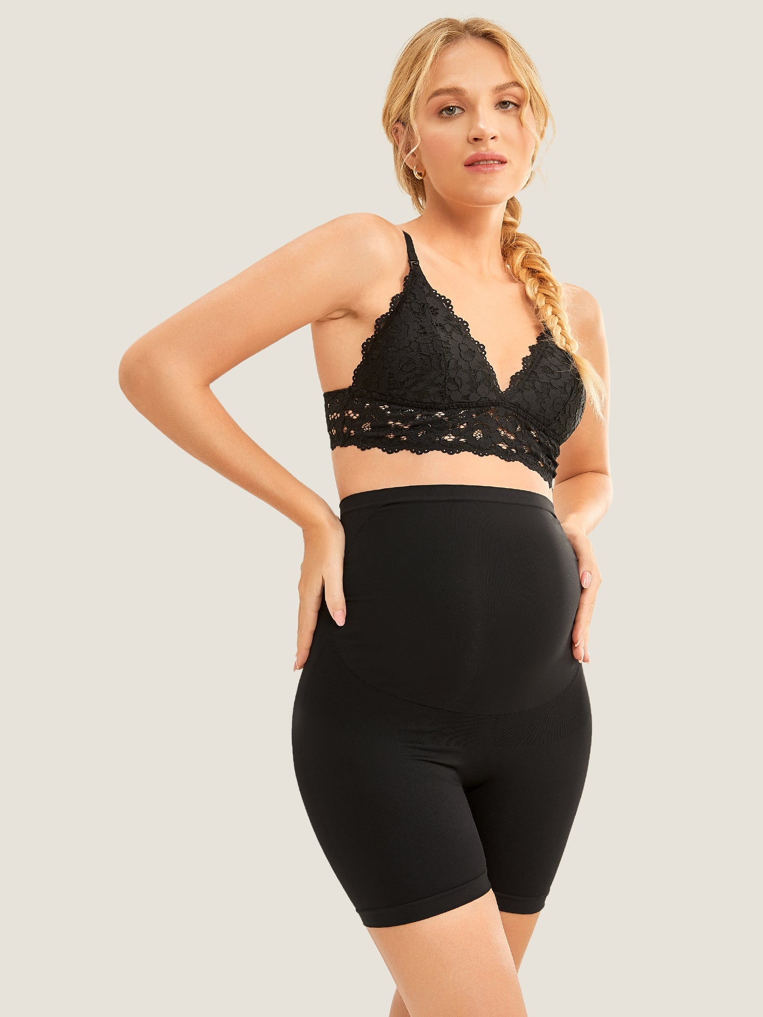 Zwangerschapsshort met hoge taille – naadloze shapewear short voor zwangeren