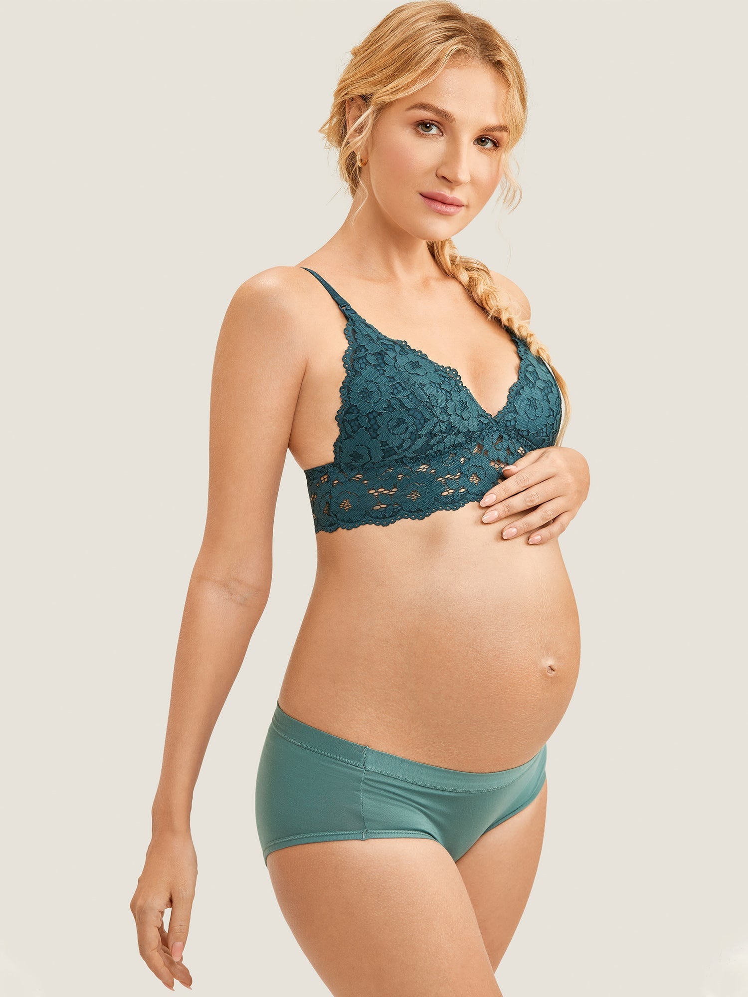 Voedingsbralette van kant met diepe V-hals – voedings-bh zonder beugel