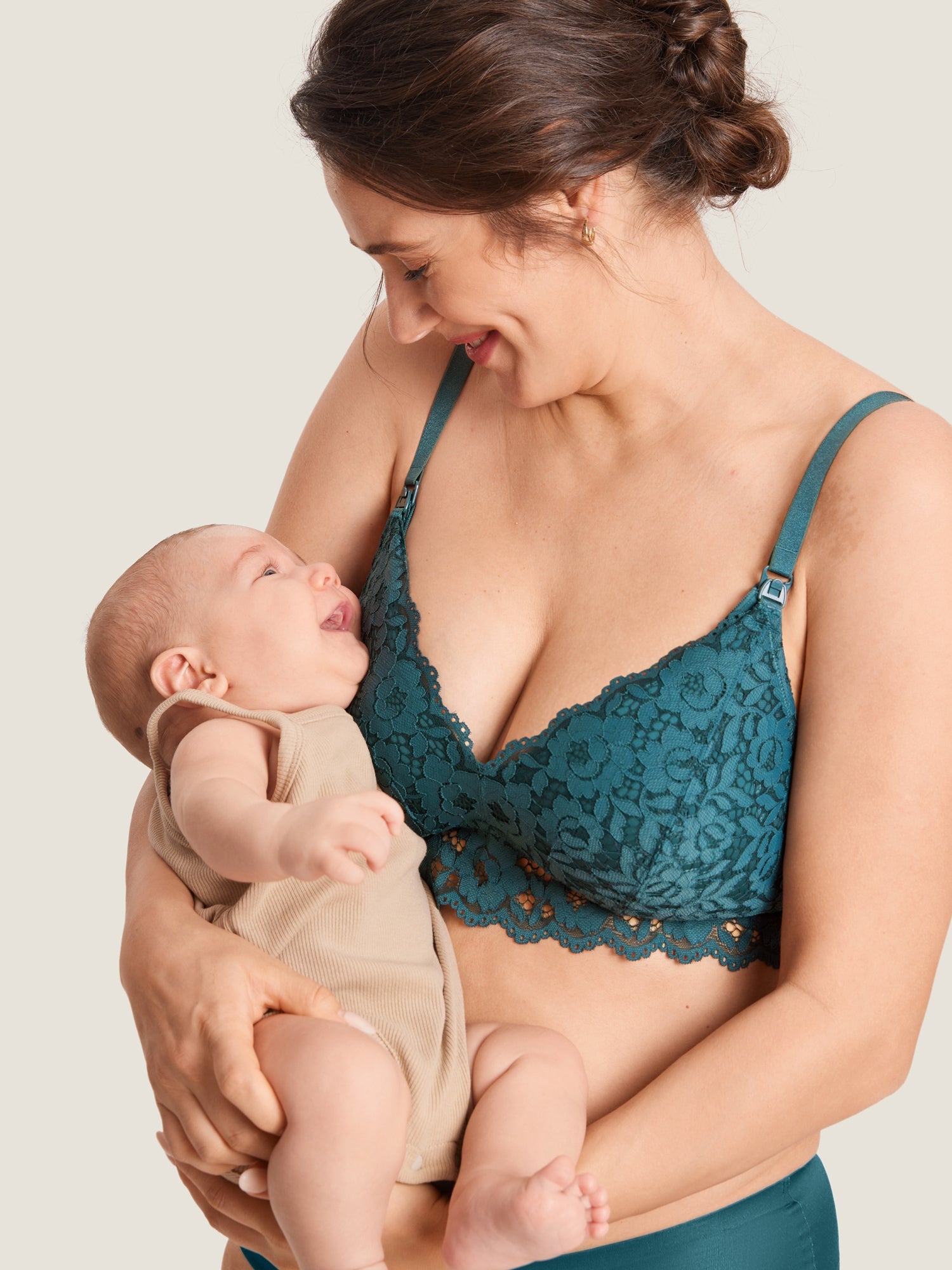 Voedingsbeha van kant met extra steun – voedingsbralette zonder beugel