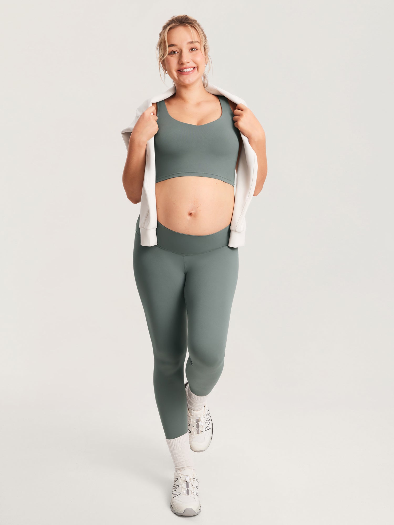 Voedingstop als croptop – Natrelax® voedingshemd met pads