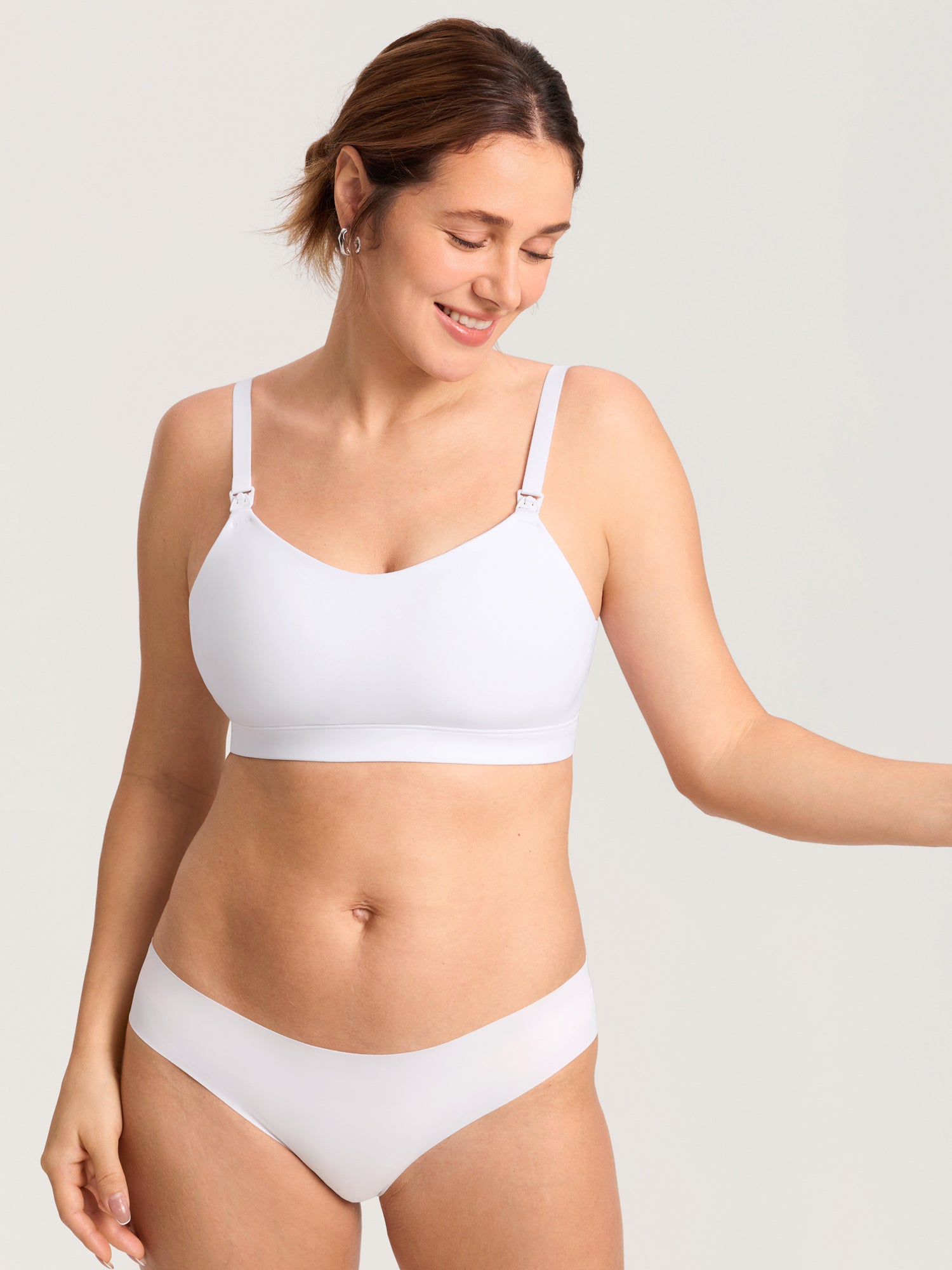 Naadloze voedingsbeha met voorgevormde cups – Inbarely® Plus grote maten