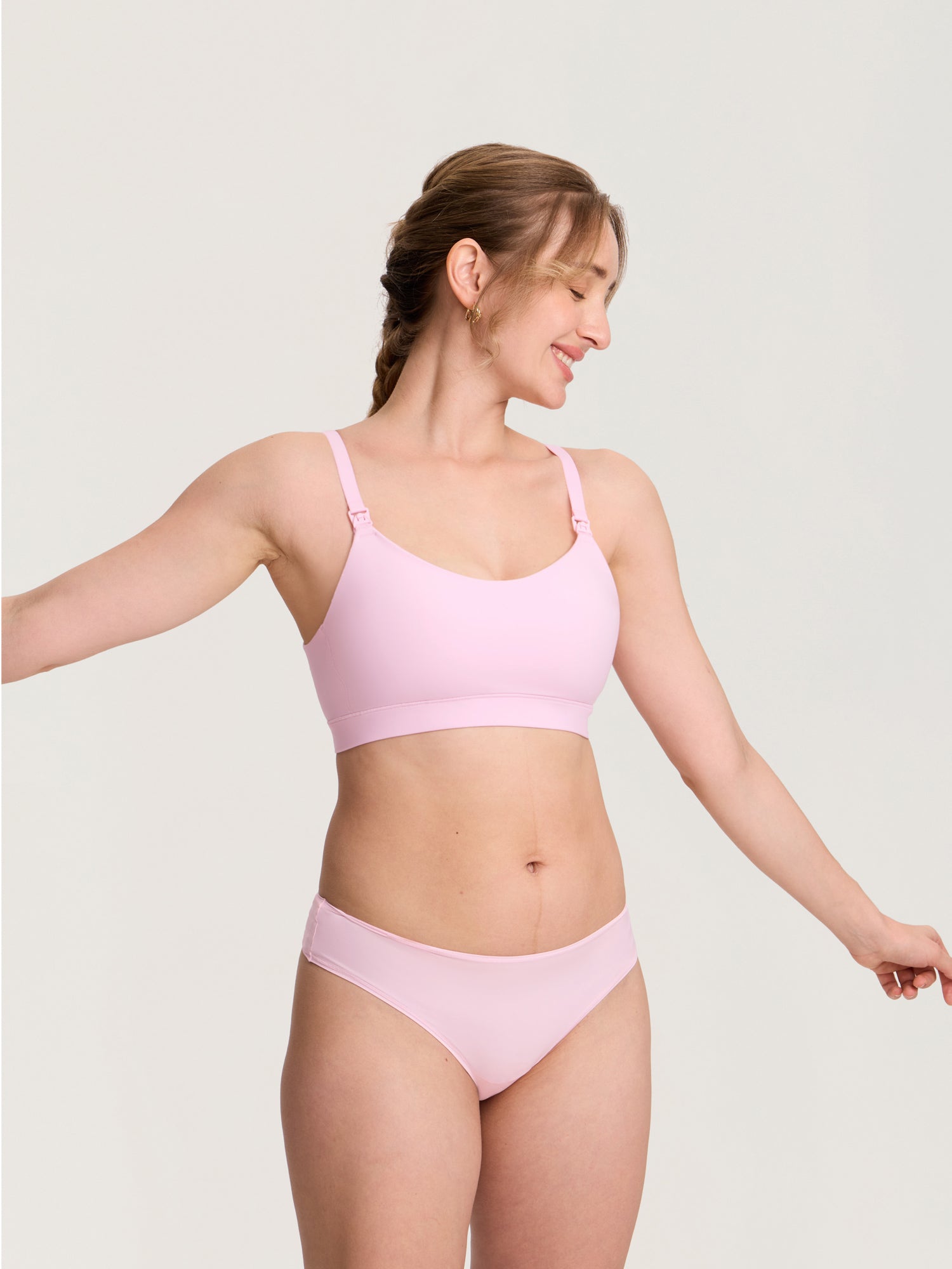 Naadloze voedingsbeha met voorgevormde cups – Inbarely® Plus grote maten