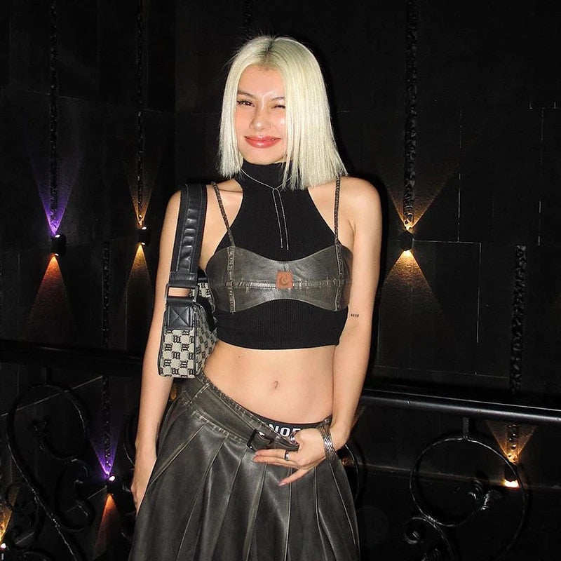 Leren crop top met hoge kraag