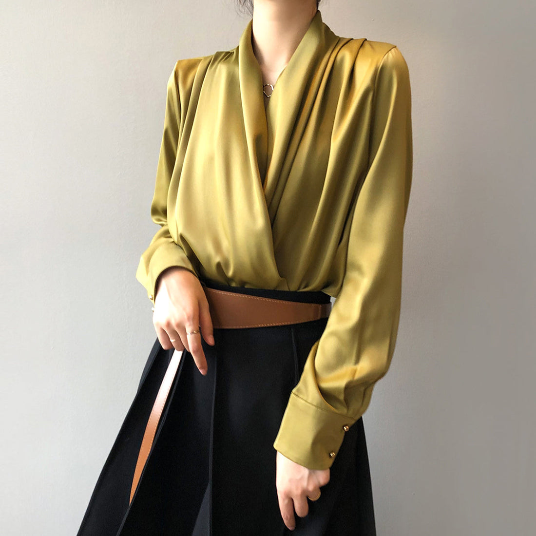 Elegante satijnen blouse