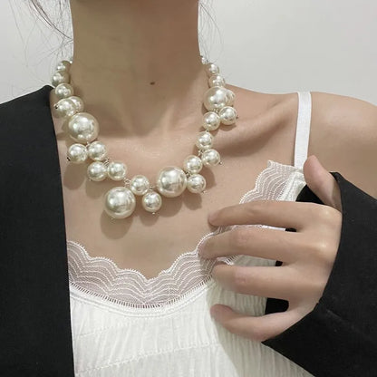 Grove parelketting met druppel detail
