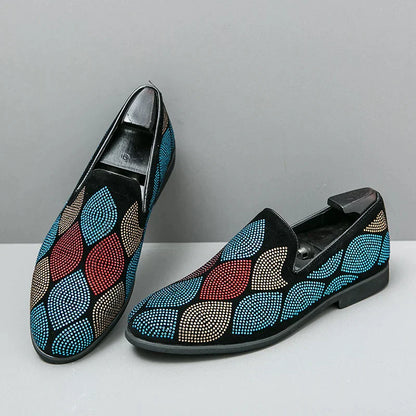 Moderne slip-on schoenen met geometrisch patroon