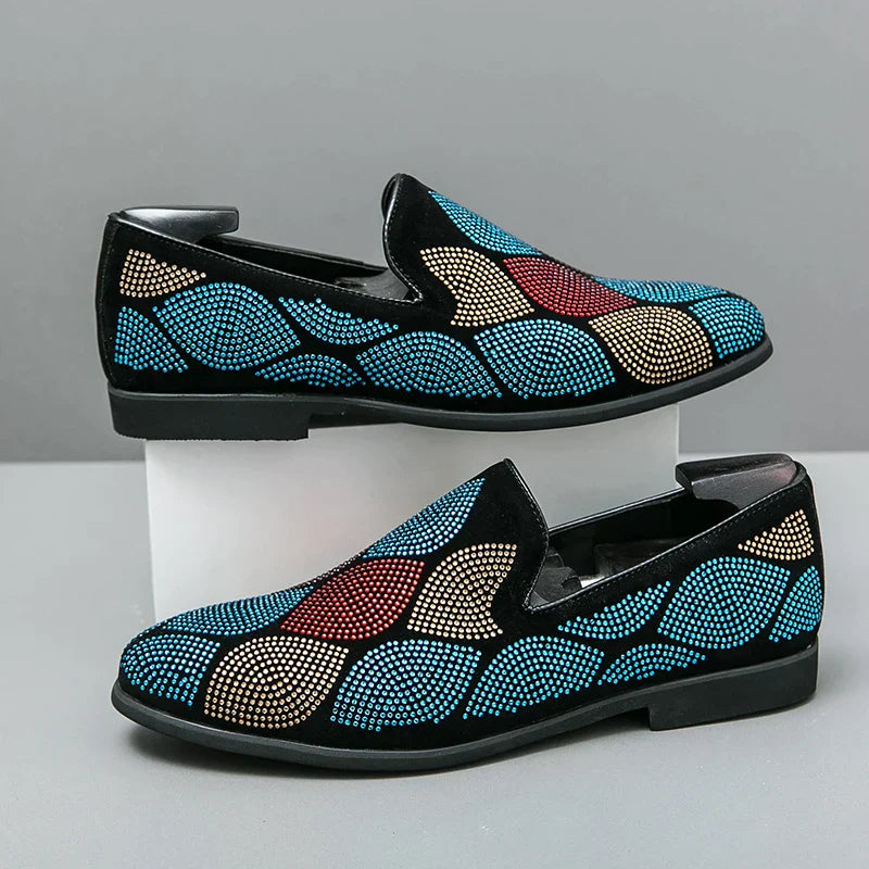 Moderne slip-on schoenen met geometrisch patroon