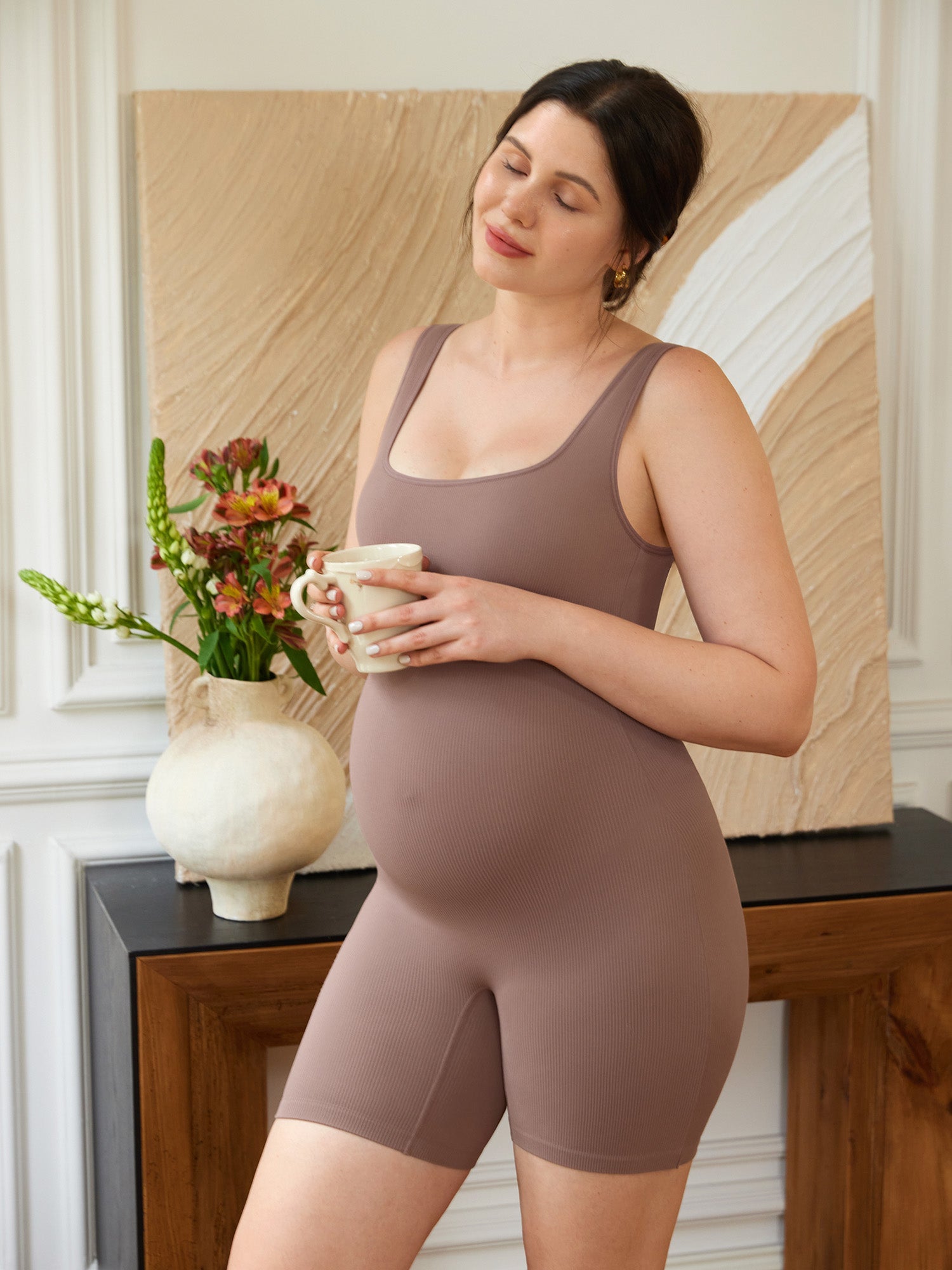 Zwangerschapsplaysuit in ribstof – romper met vierkante hals