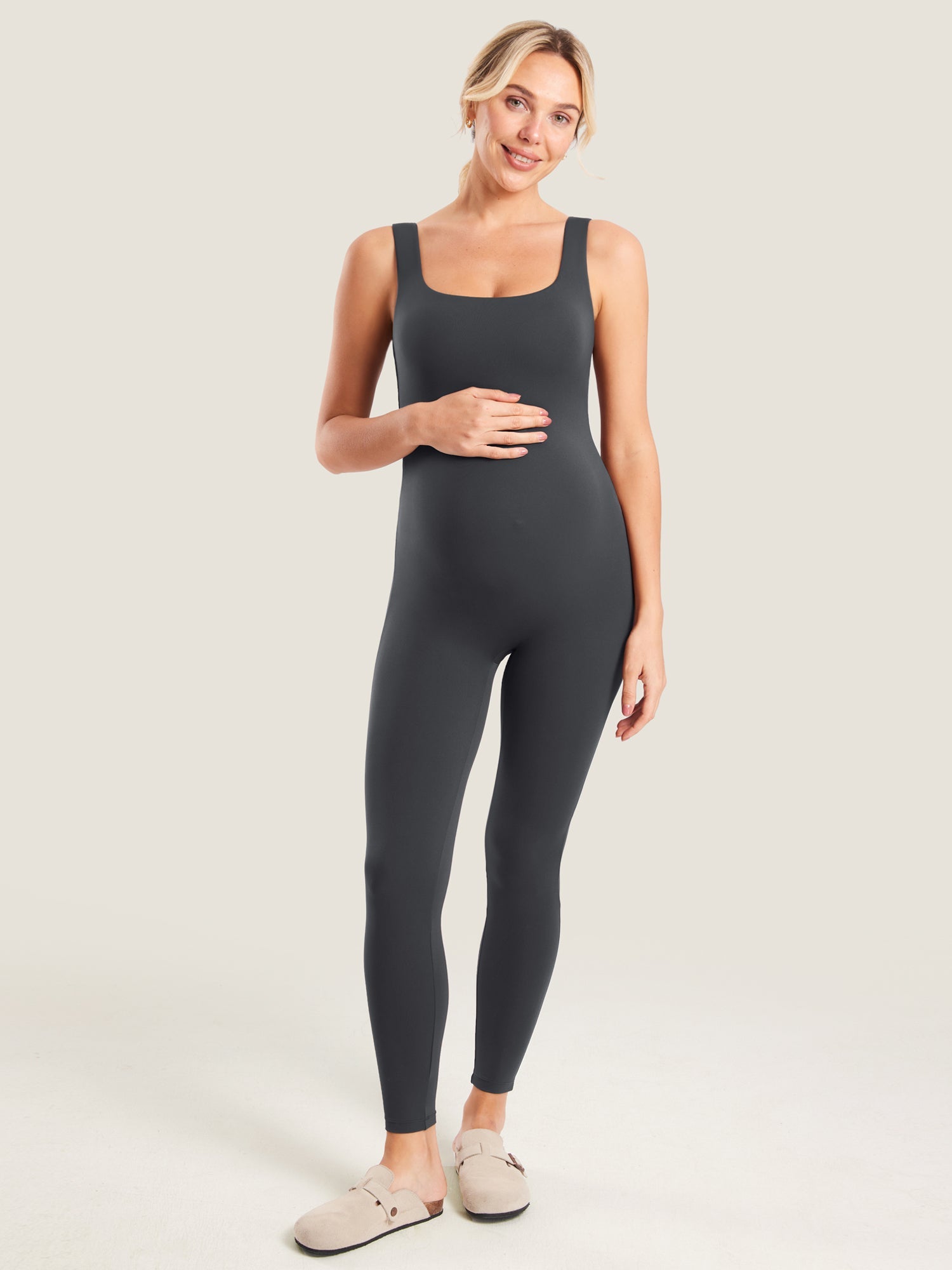 Zwangerschapsjumpsuit in zacht Natrelax® – jumpsuit voor zwangeren