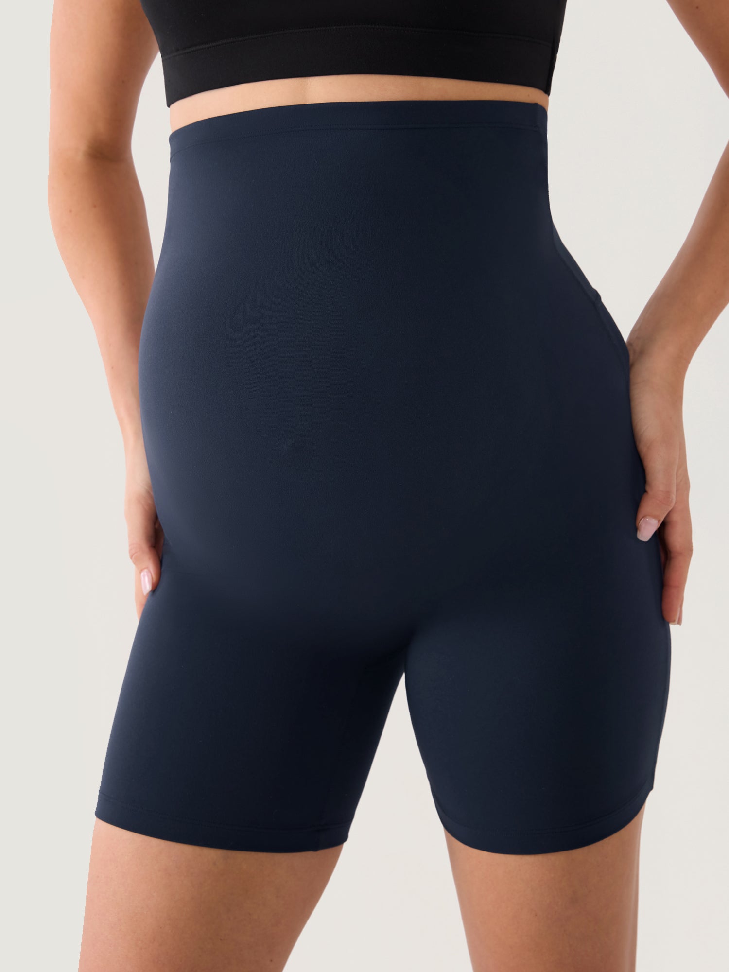 Zwangerschapsshort met naadloze voorkant – Natrelax® hoge taille, 15 cm