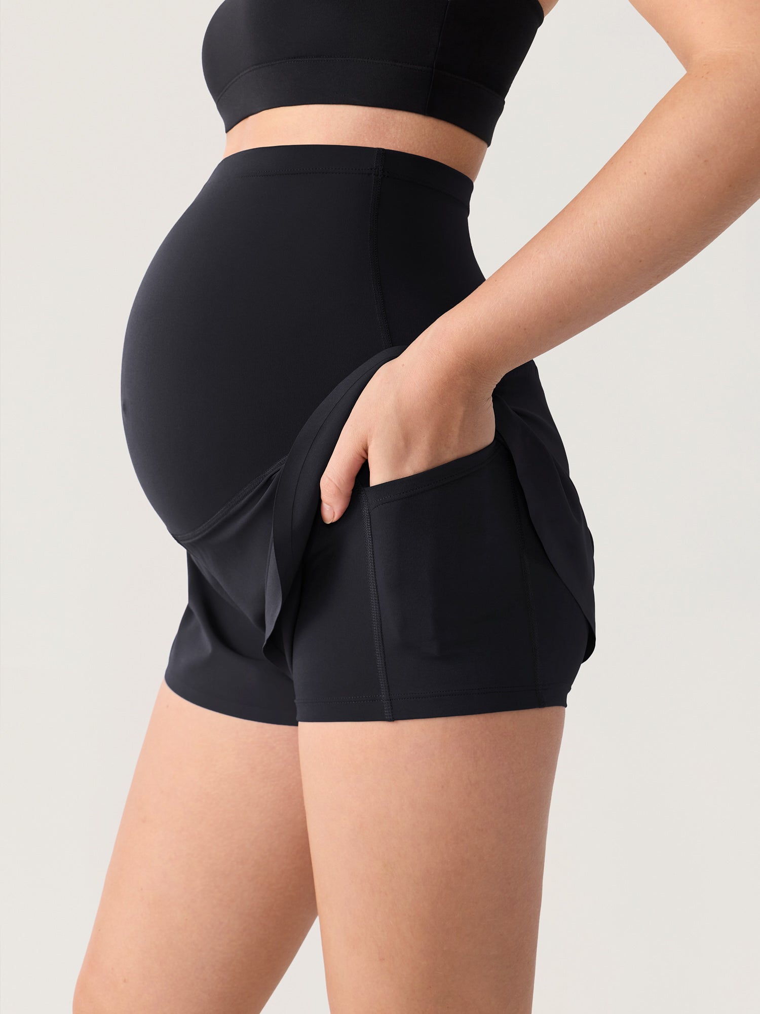Zwangerschapsshort met zakken – Bloomove™ dolphin short dubbellaags