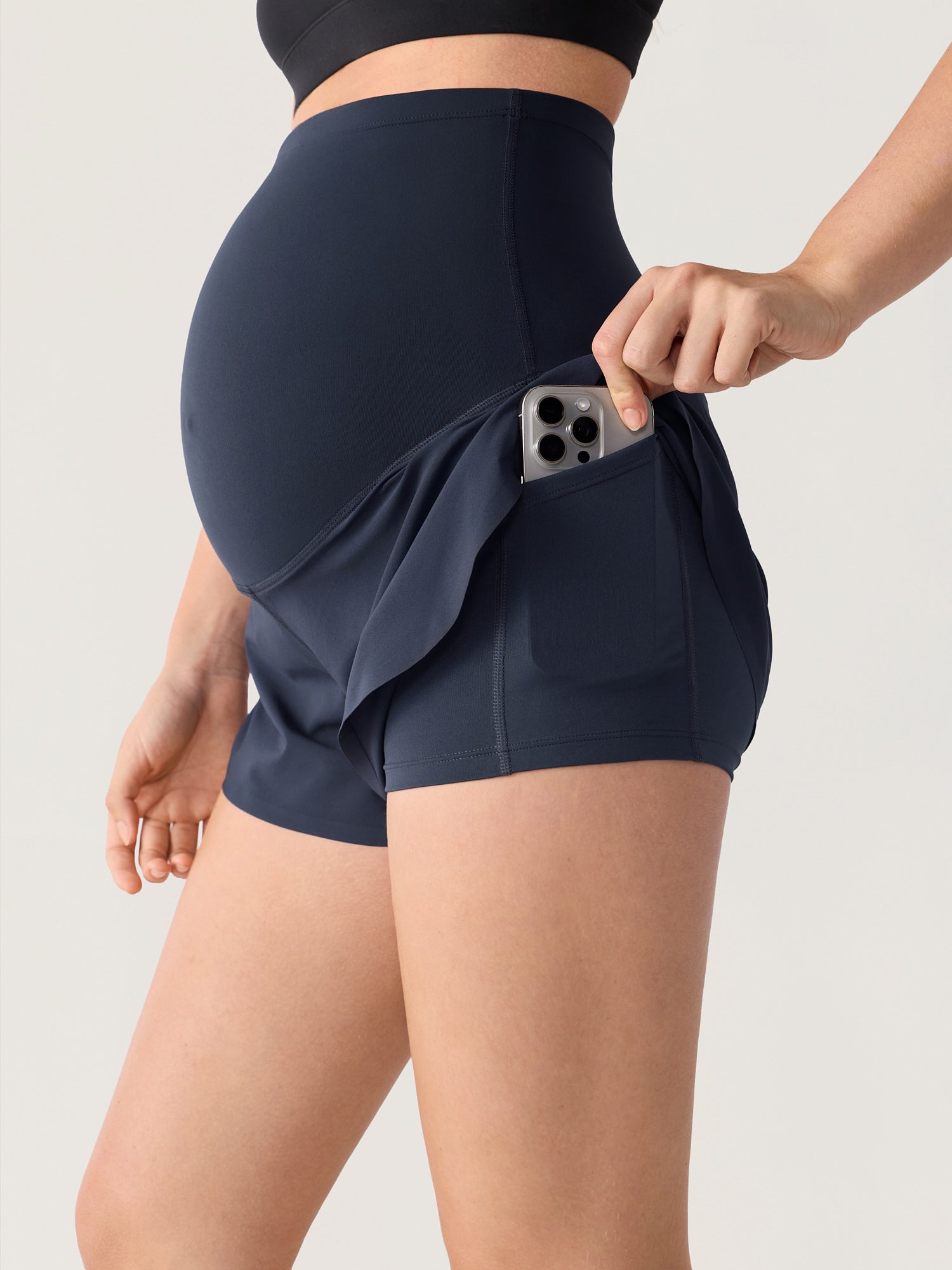 Zwangerschapsshort met zakken – Bloomove™ dolphin short dubbellaags