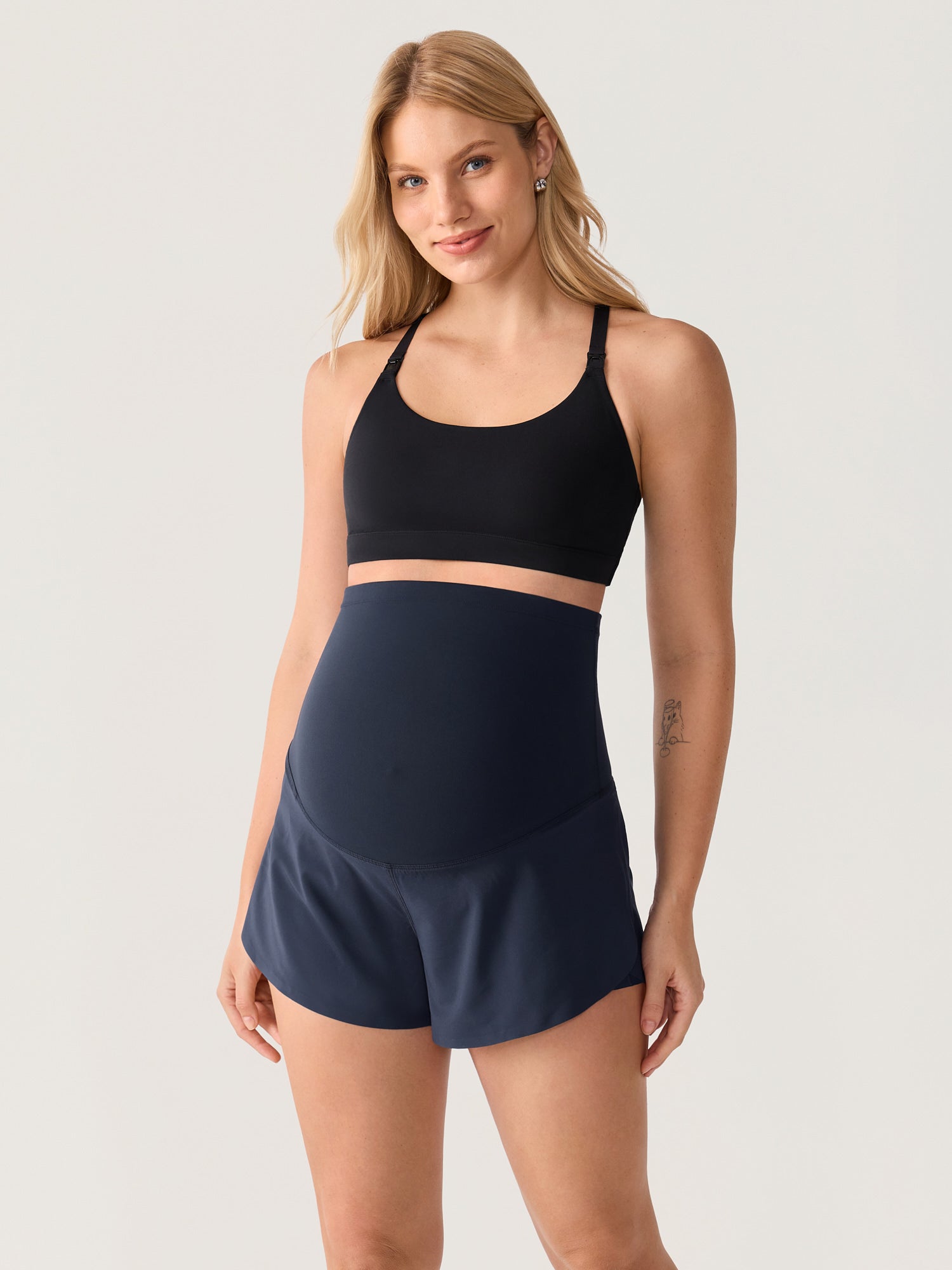Zwangerschapsshort met zakken – Bloomove™ dolphin short dubbellaags
