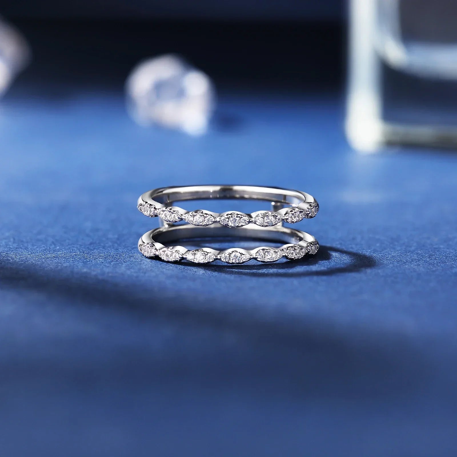 Sterling zilveren ring enhancer met fonkelende accenten