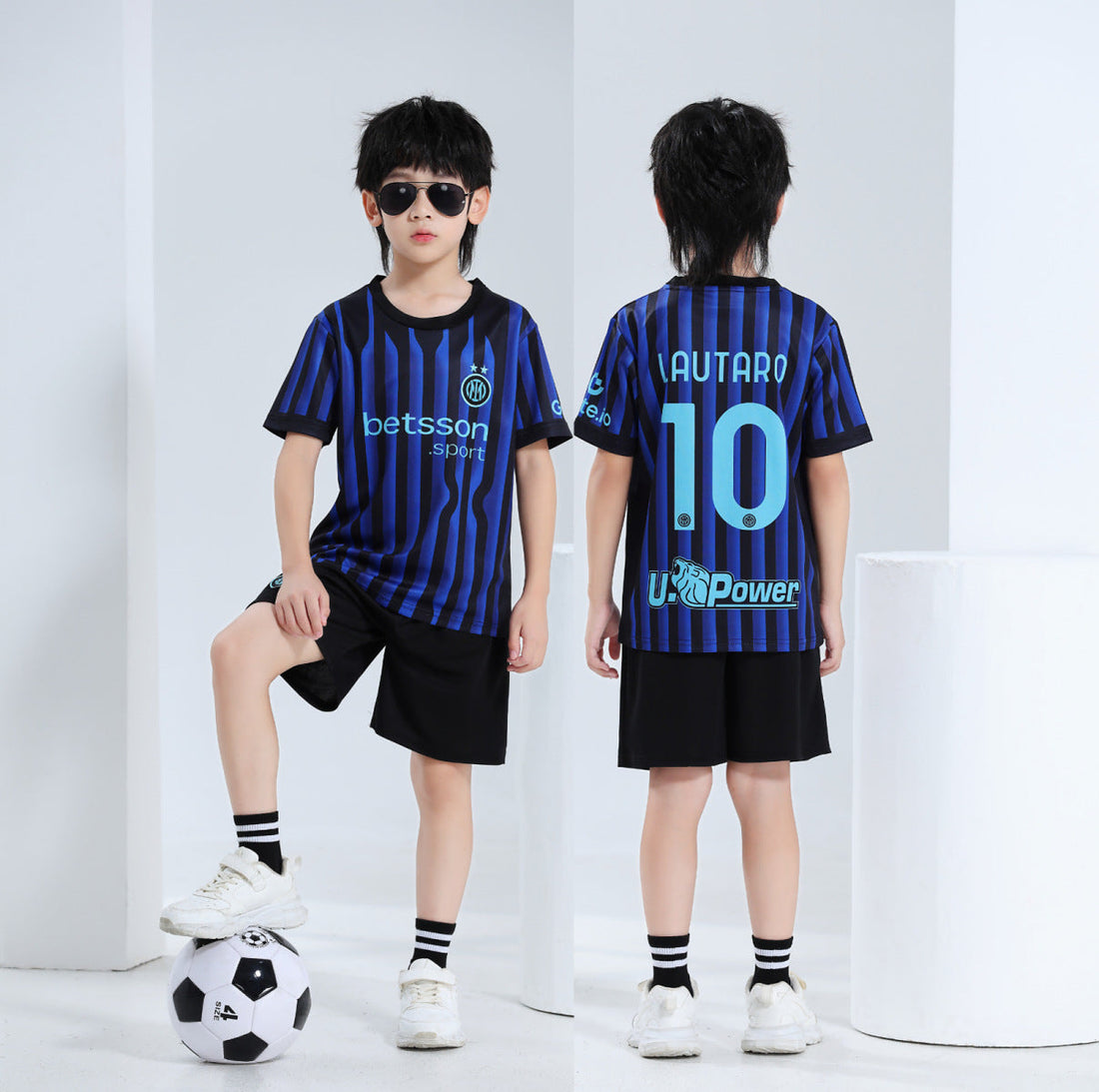 Voetbaltenue Kinderen - Shirt en Broekje - Sportief