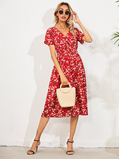 Elegante zomerjurk met bloemenprint
