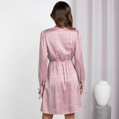 Jacquard wikkeljurk met lange mouwen