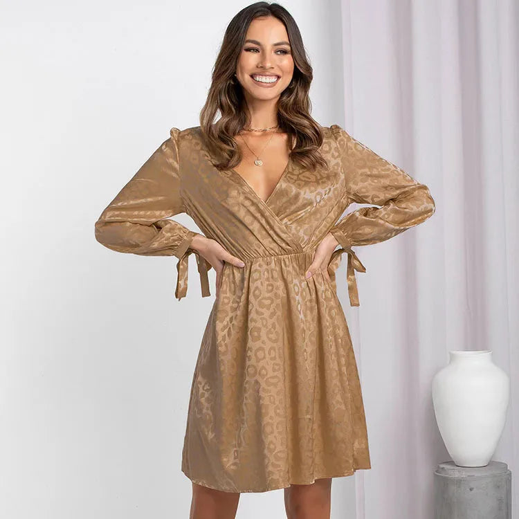 Jacquard wikkeljurk met lange mouwen