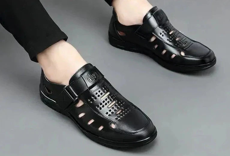 Gezellige klassieke sandalen