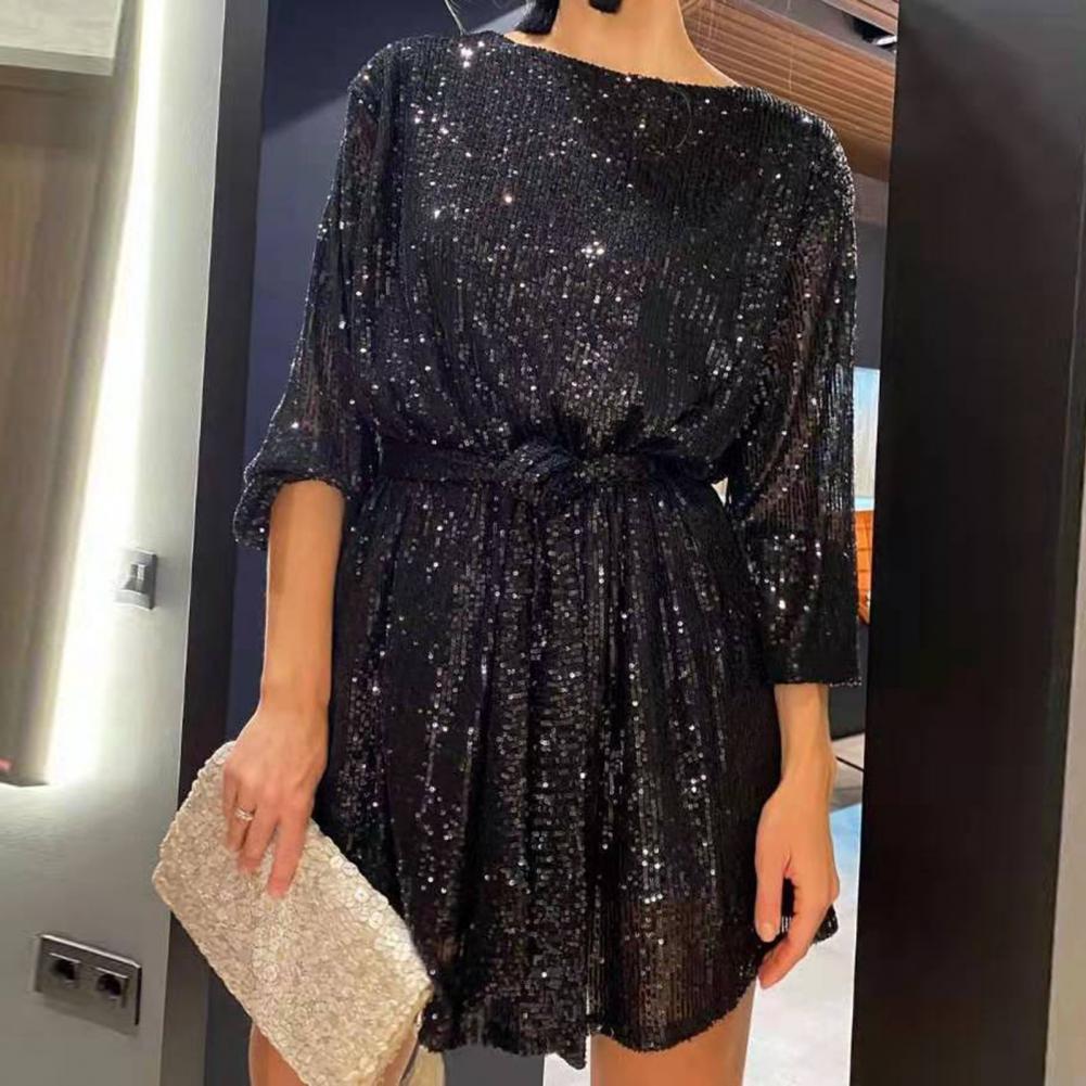 Prachtige glinsterende avondjurk