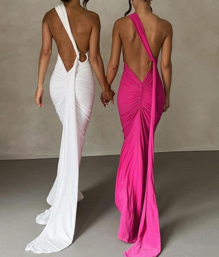 Prachtige jurk met open rug