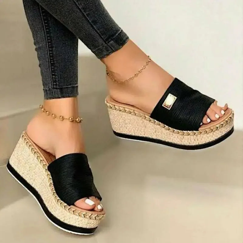 Casual sandalen met sleehak en espadrillezool