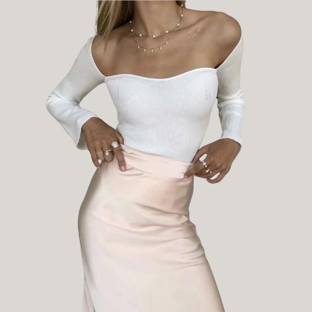 Gebreide trui met vierkante halslijn