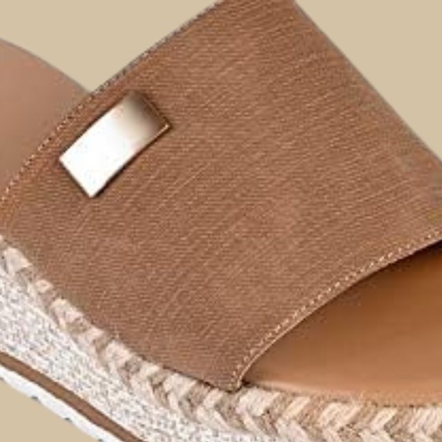 Casual sandalen met sleehak en espadrillezool