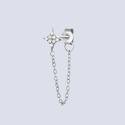 Oorbel met kwastjesketting en steraccent