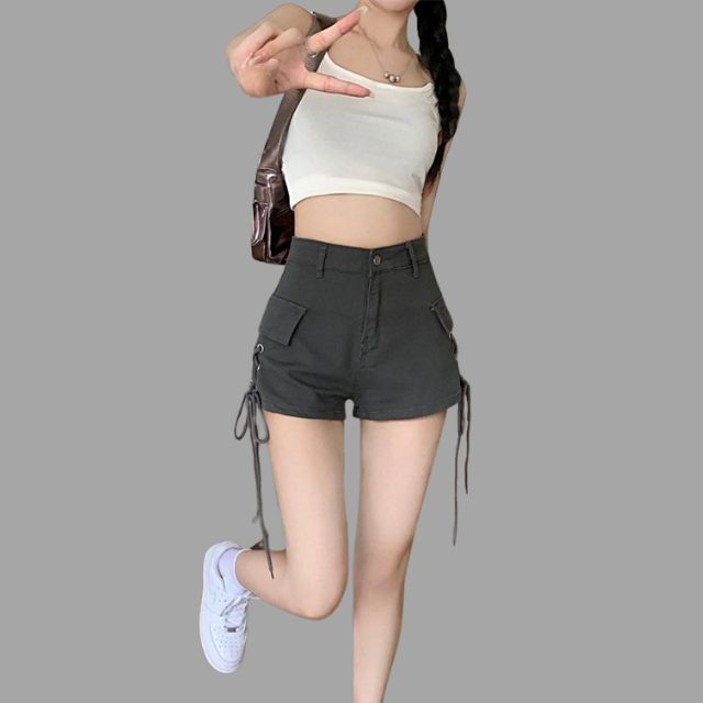 Korte broek met hoge taille en veterdetail