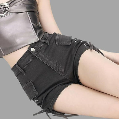 Korte broek met hoge taille en veterdetail