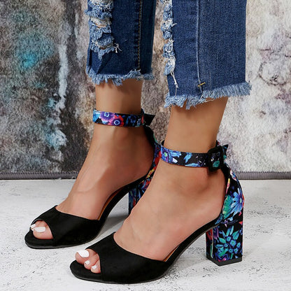 Larissa - stijlvolle sleehak sandalen 2023