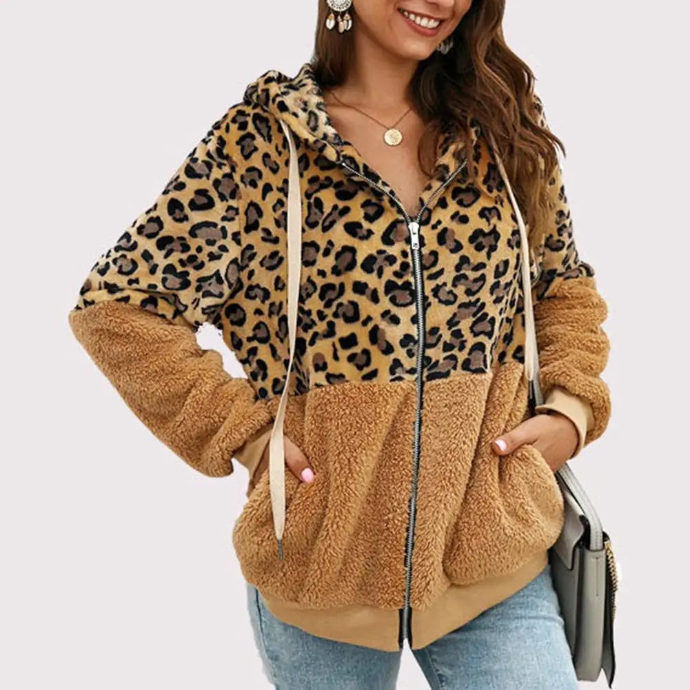 MIRA - Pluche hoodie met luipaardprint