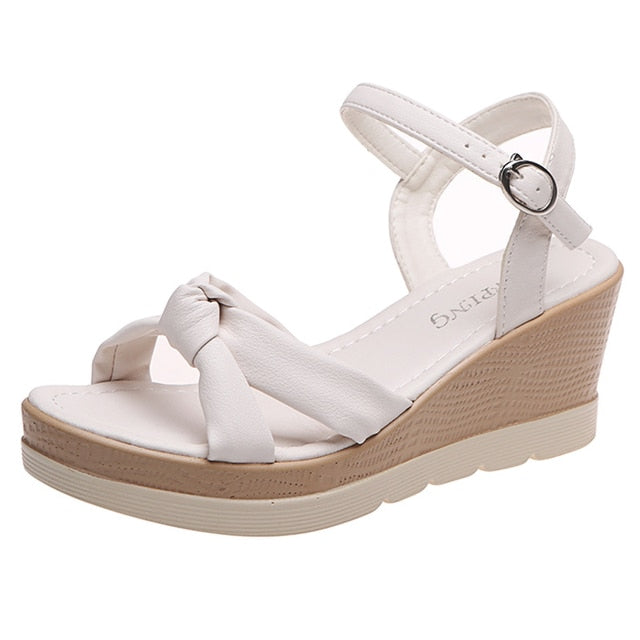 Sofia - stijlvolle sandalen met sleehak 2023